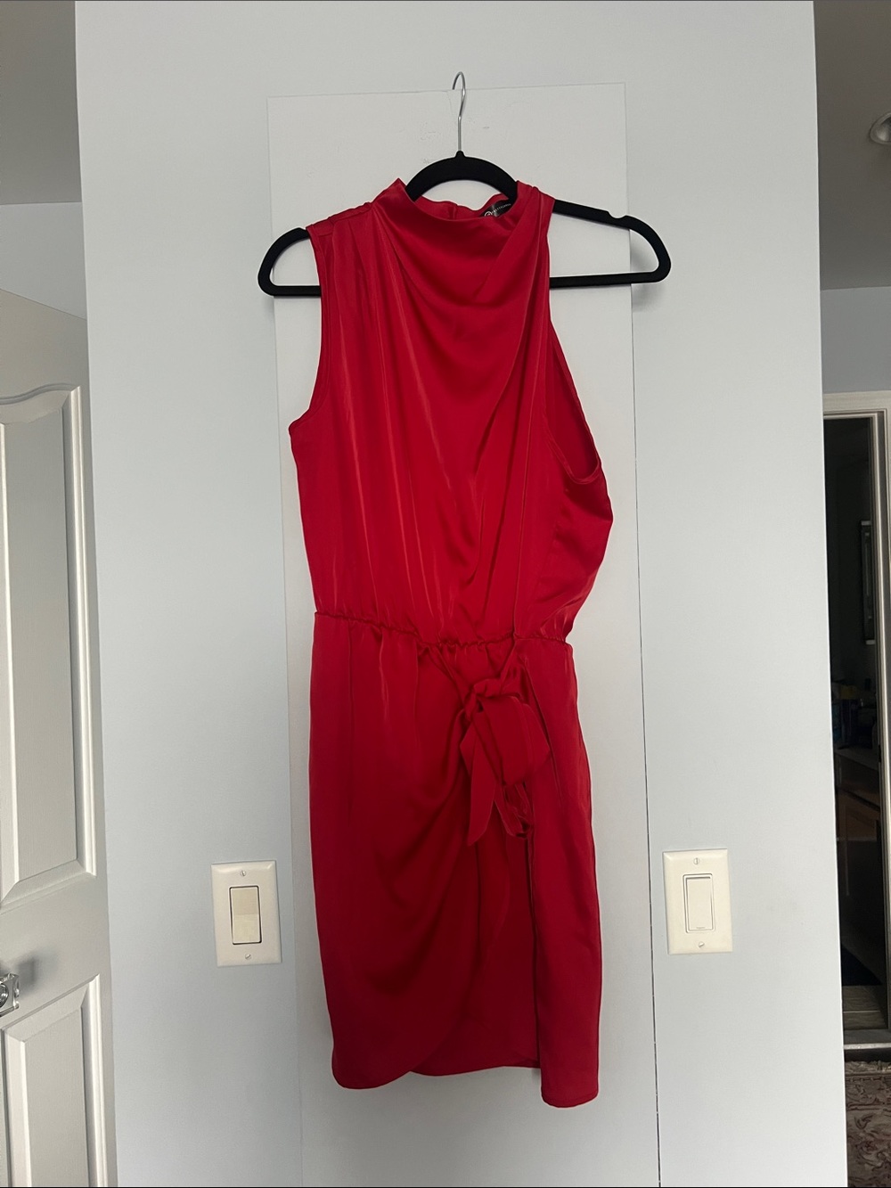 Sleeveless Red Tie-Waist Mini Dress
